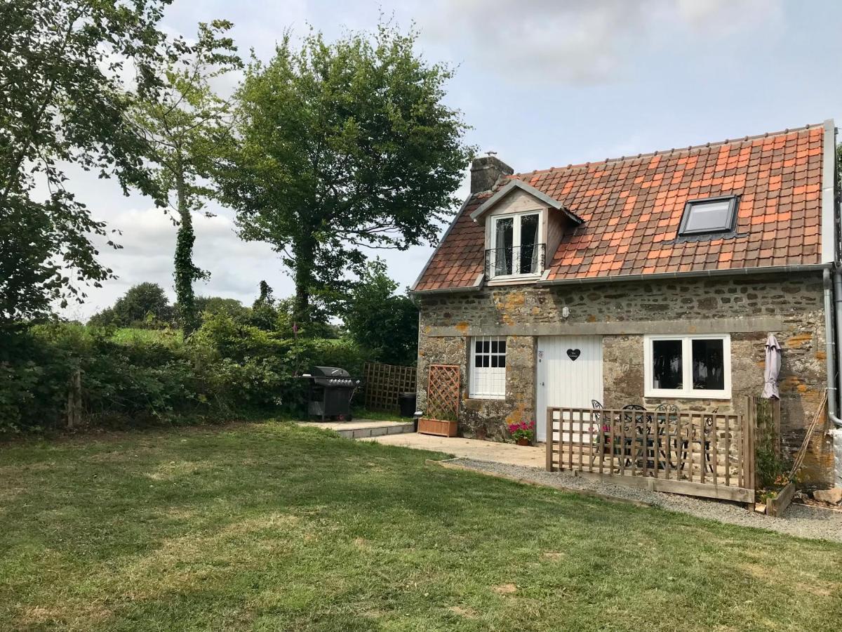 Ferme De Noyes Cottage Sourdeval Ngoại thất bức ảnh